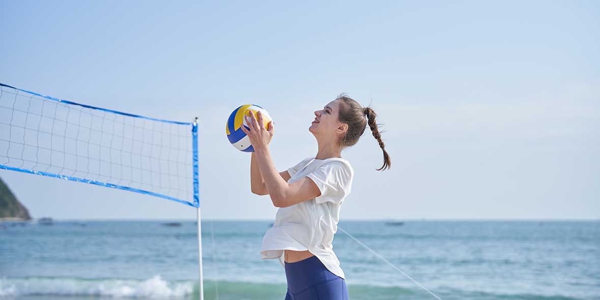 Sun-Dur: Your Beach Volleyball Clothing Essential